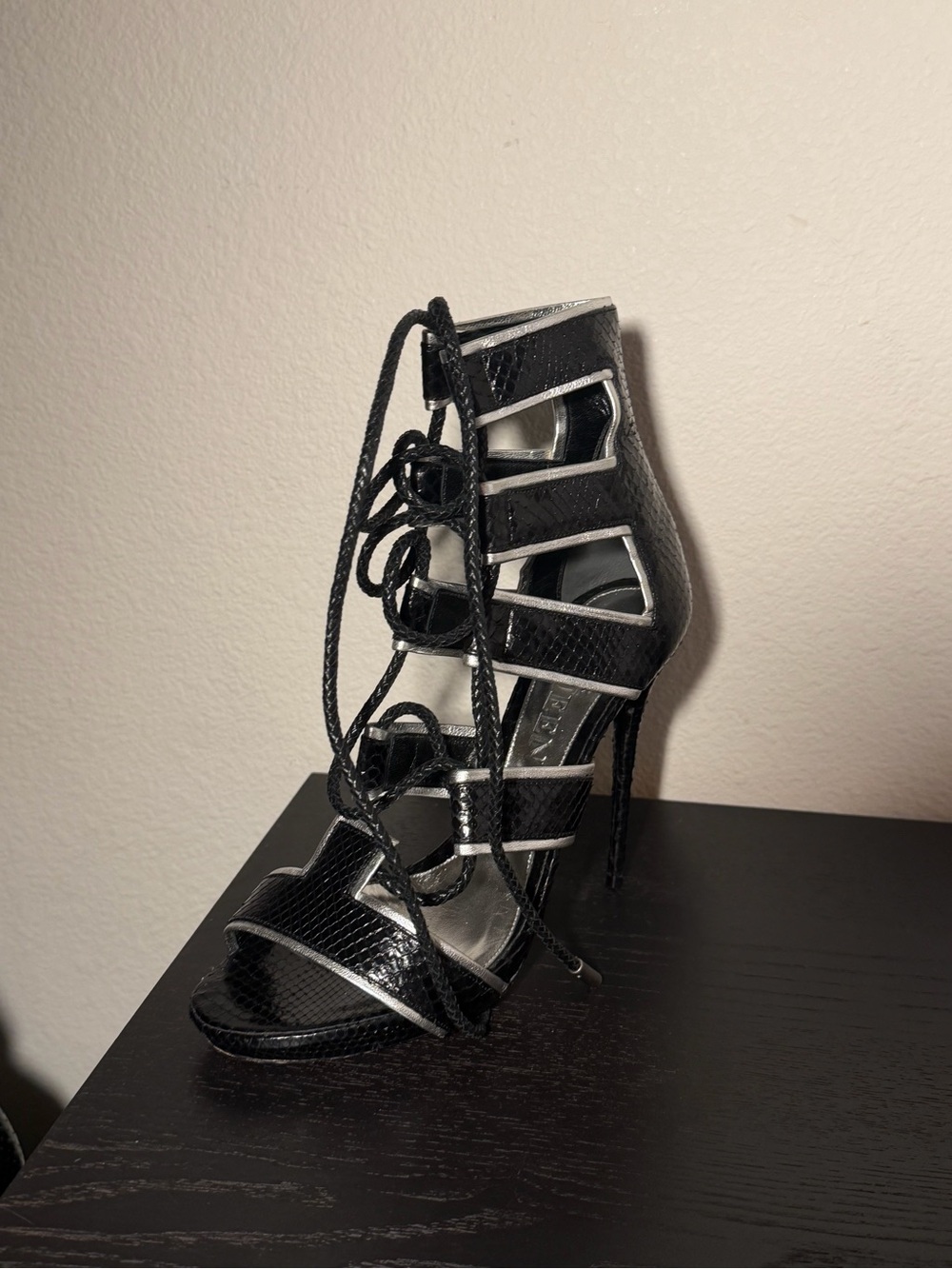 Alexander McQueen Archive 2011 Black Snakeskin Gladiator Lace-Up Heels EU 38